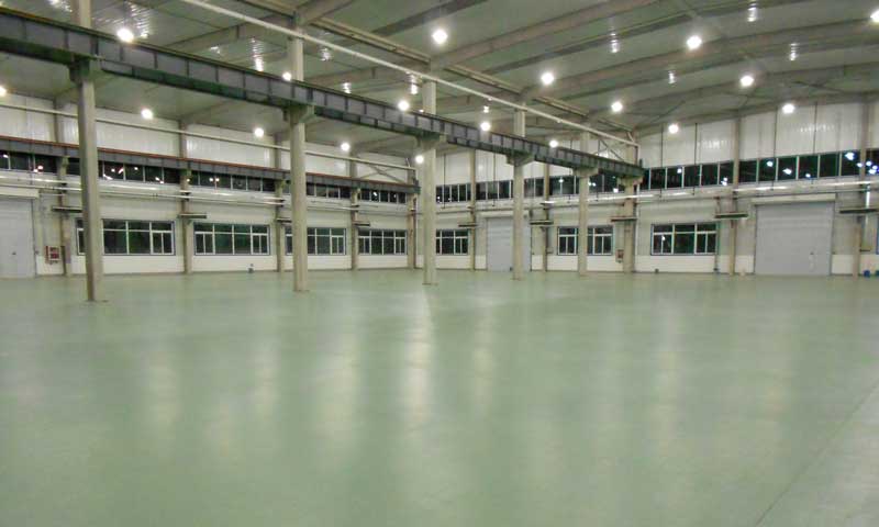 廠(chǎng)房PVC地板質(zhì)量和價(jià)格與其它地板比較