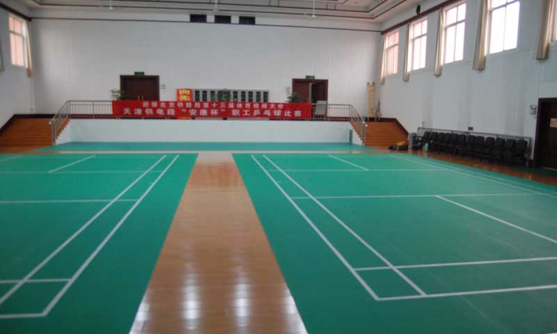 究竟是什么原因造成了塑膠地板價格上存在這么大的差異呢？